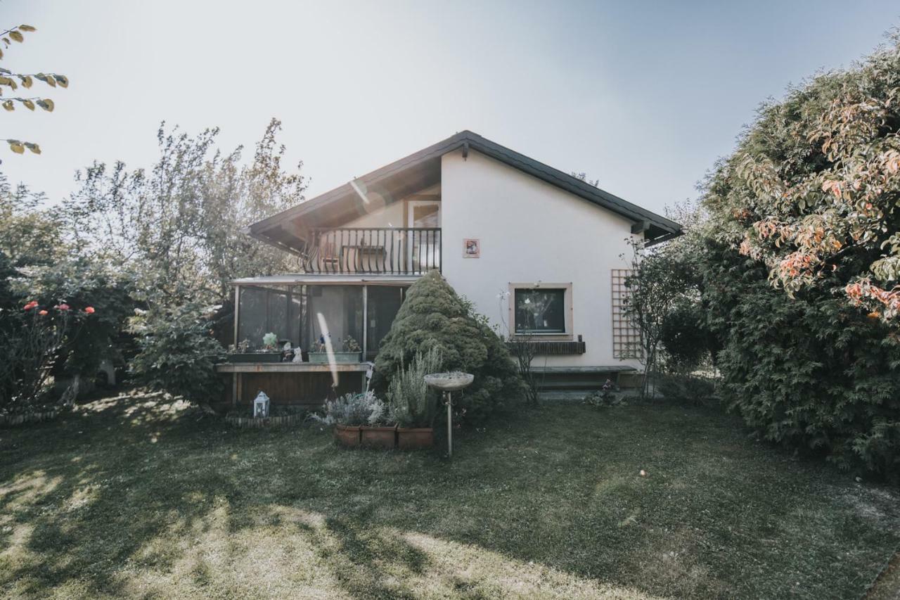 Apartamento Garden House With Parking Lot Viena