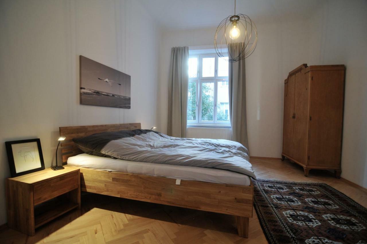 At The Heart Of Apartment *
