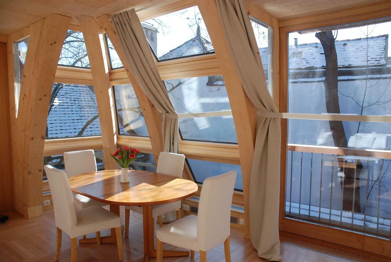 Sunny Apartment