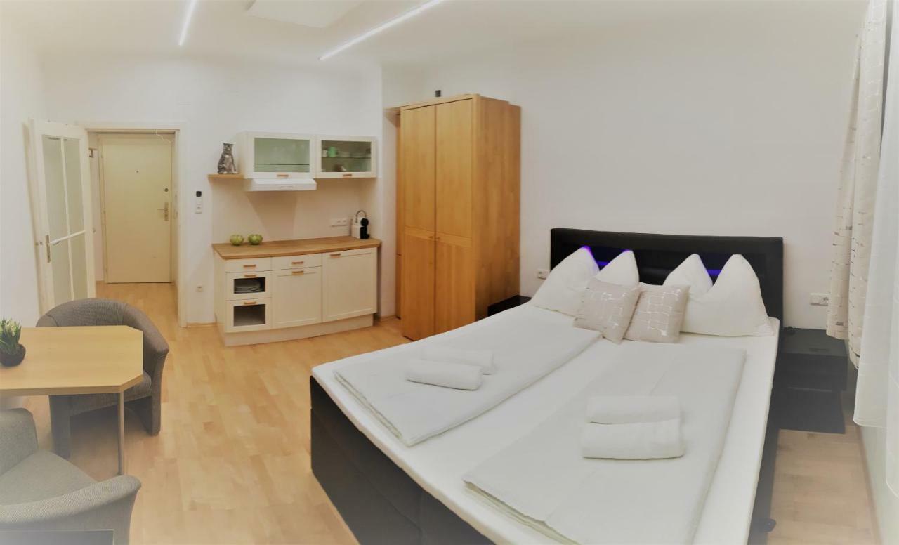 Apartment In Mariahilfer Strasse Vienna