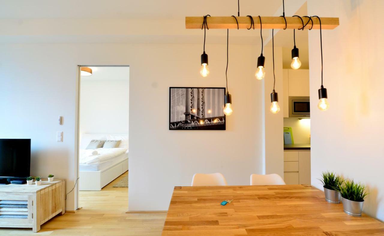 Self-check-in With View & Free Parking Apartment *