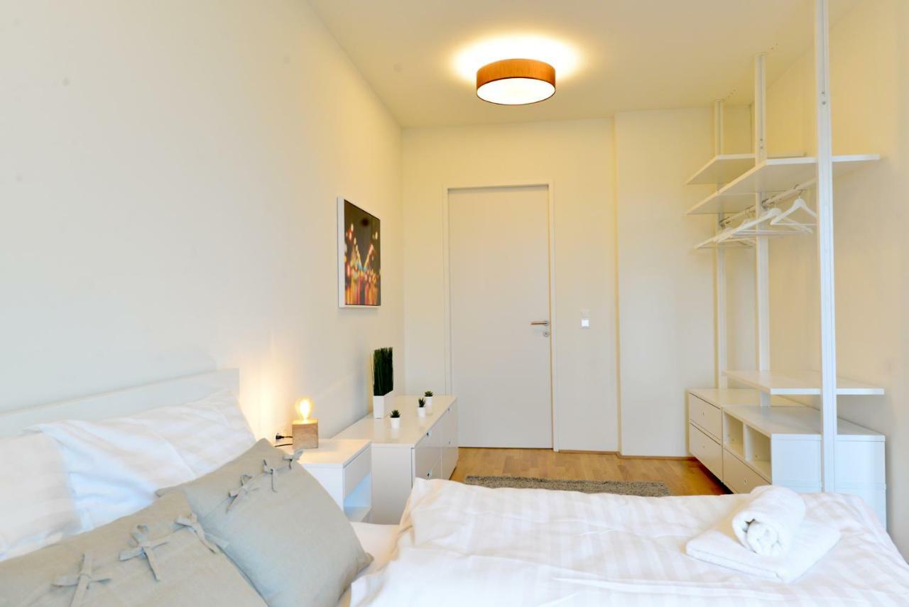 Self-check-in With View & Free Parking Apartment *