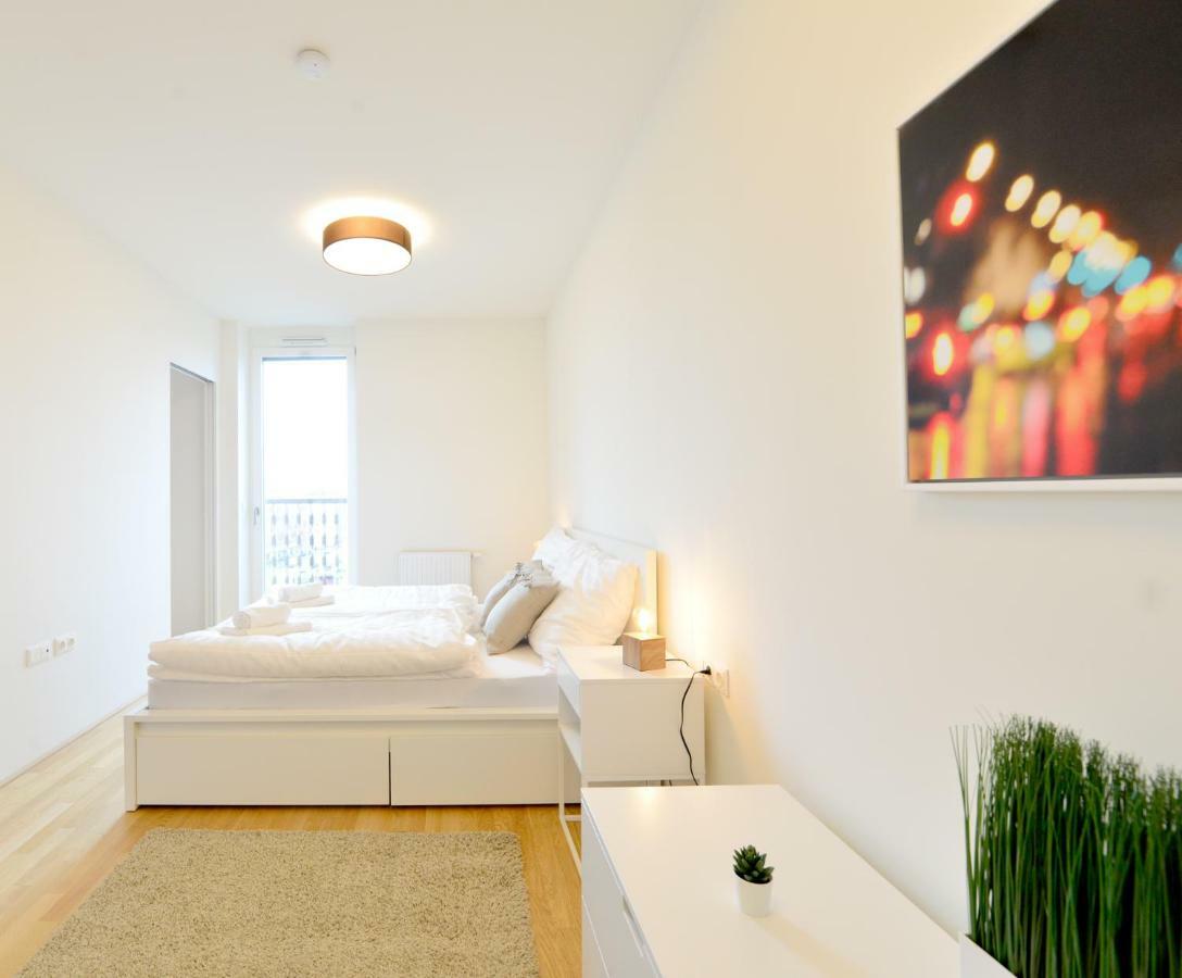Self-check-in With View & Free Parking Apartment *