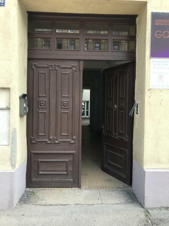 Corner 1020 * Vienna