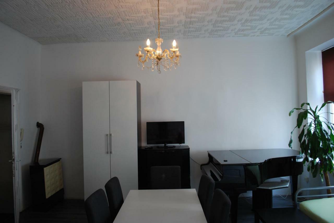 Apartment Pazmaniten *