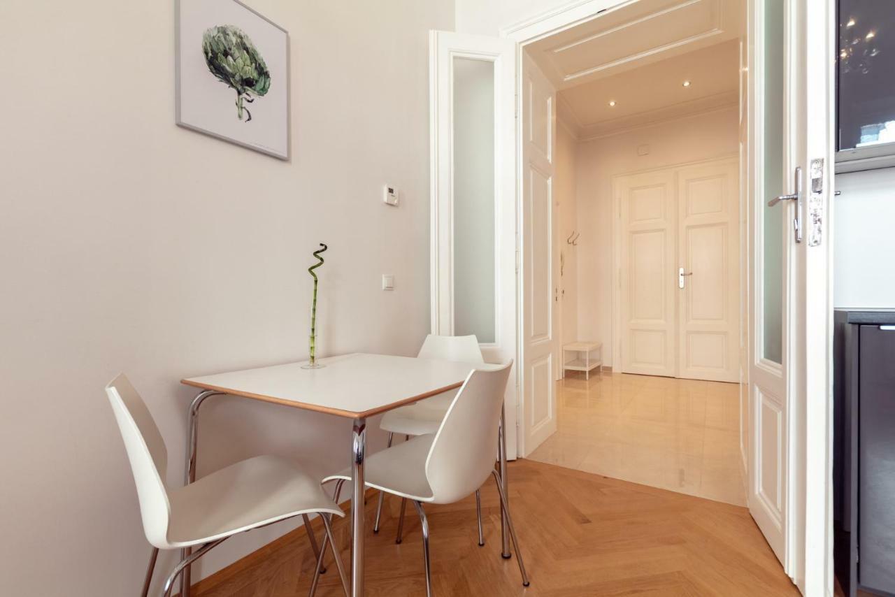 Premium In The City Center Apartment *