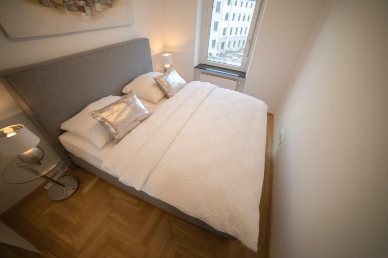 Easy Penthouse Apartment *