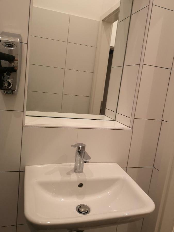Apartment, Modern Und Neu Renoviert Apartment Vienna