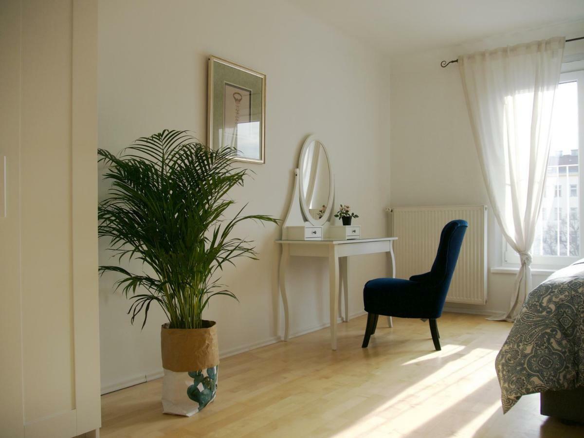 Spacious 2rooms In The Center Apartment Wien