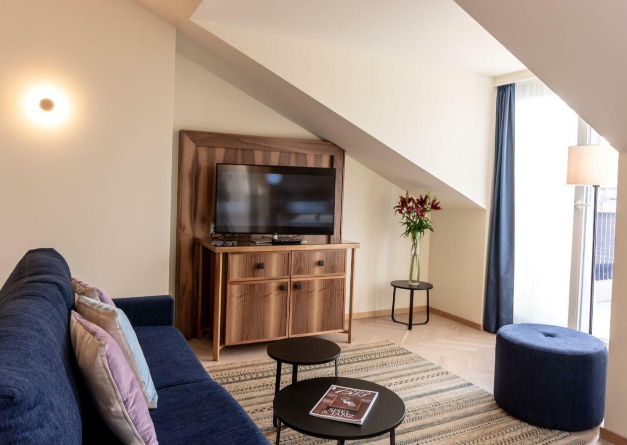 Est Schoenbrunn - Apartamento *