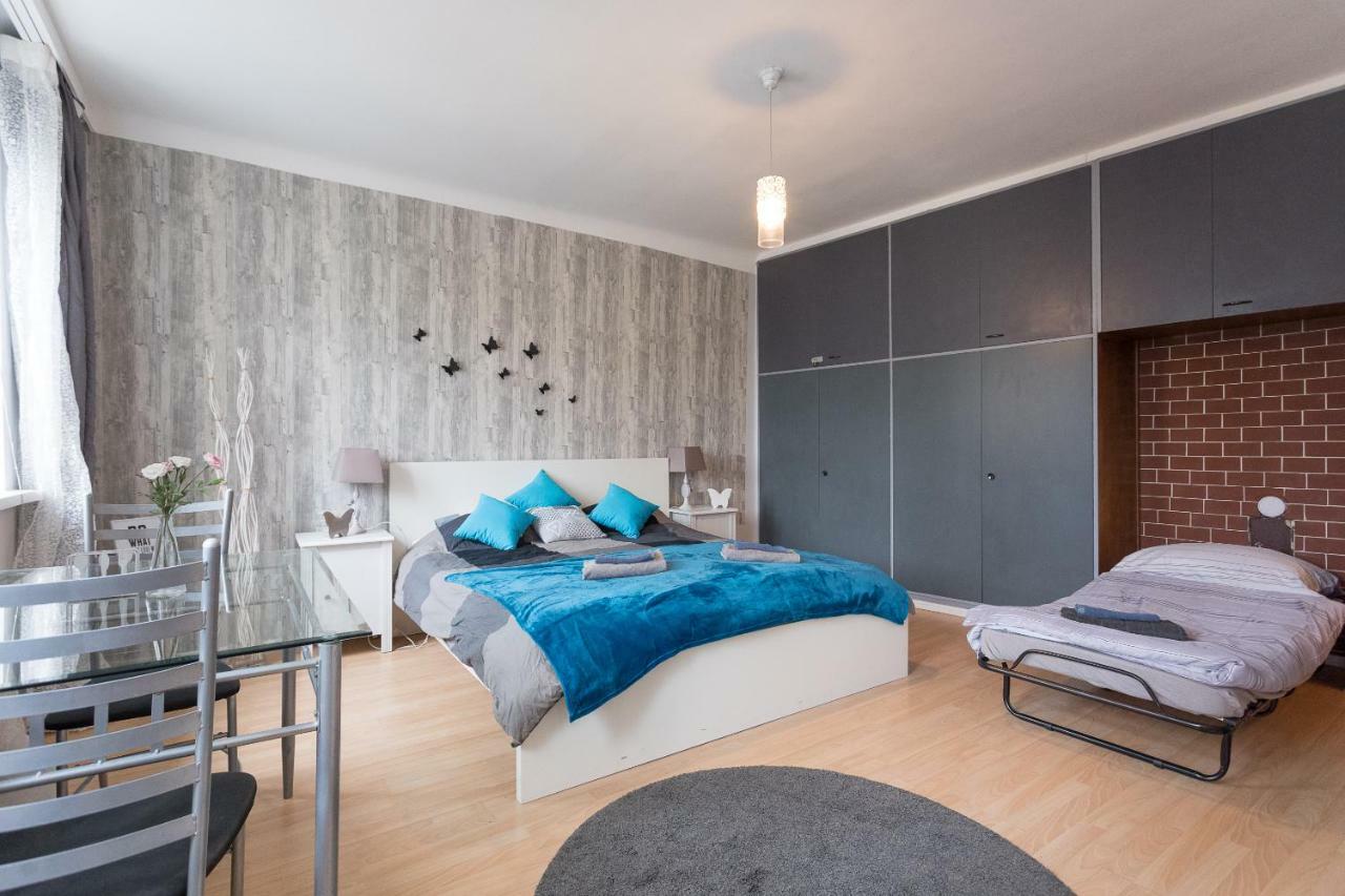Apartment Cute Red Star Center *