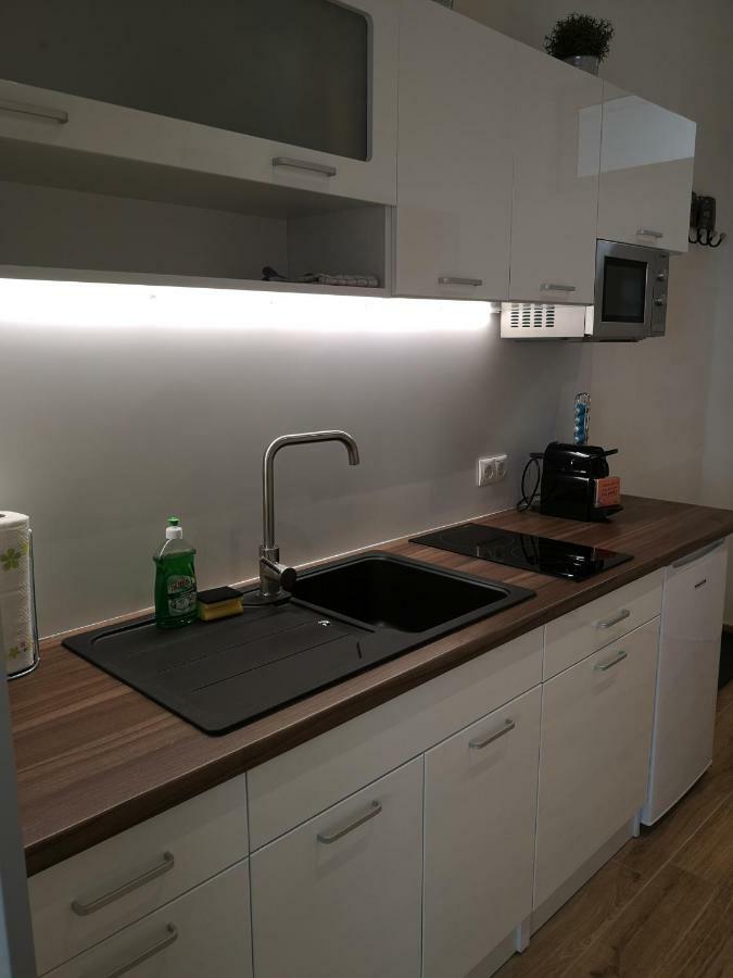 Apartment, Modern Und Neu Renoviert Apartment *