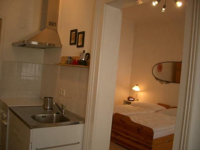 Freundliches Mit Innenhof-garten Apartment *