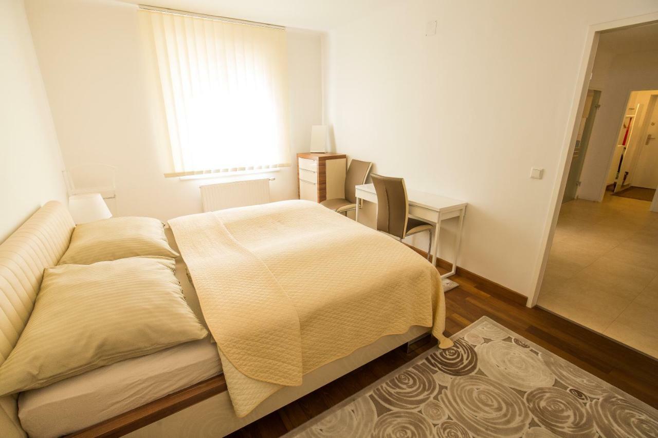 1010 By Nikolax Apartment