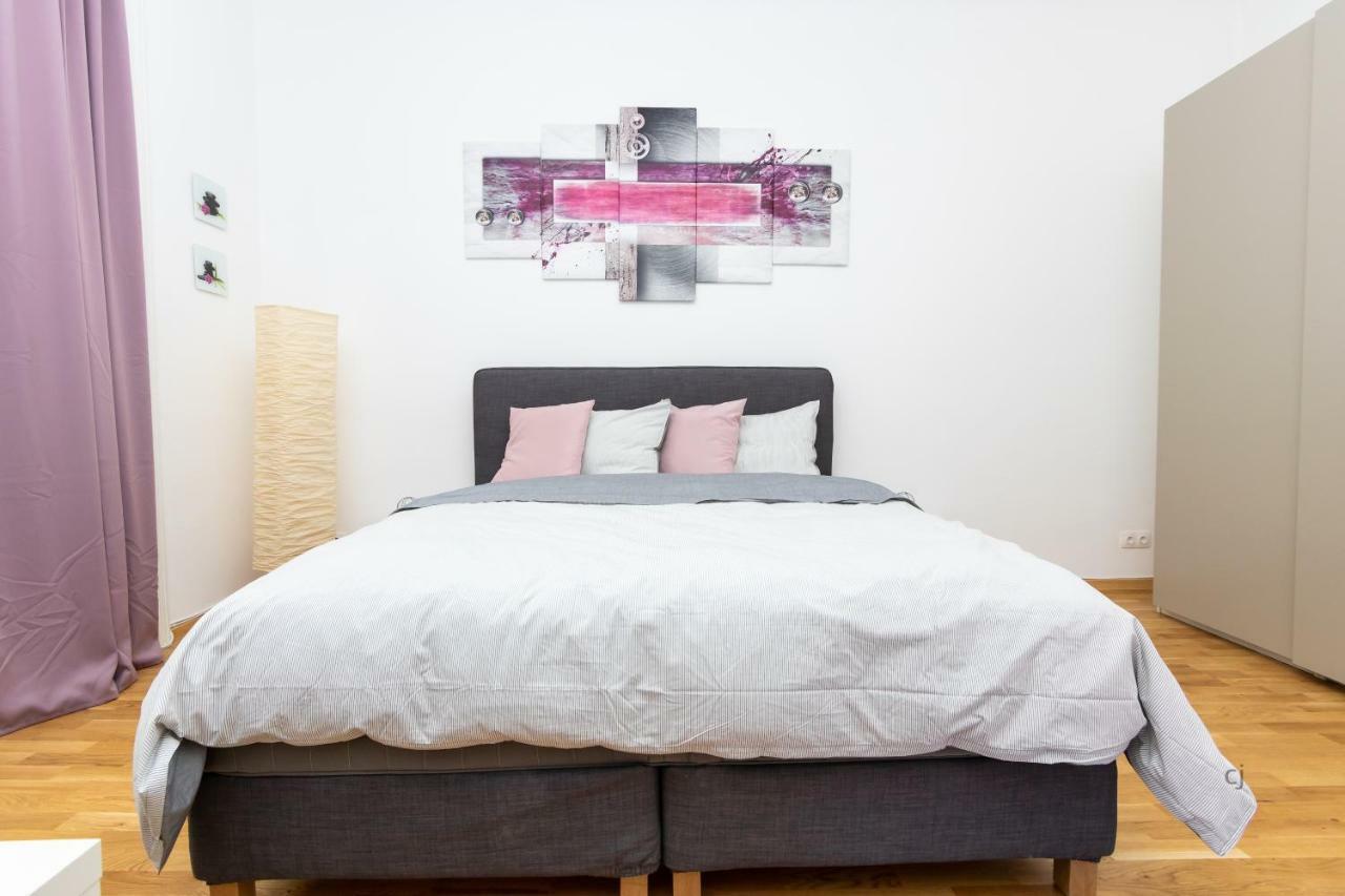 Radiant Premium - Messe Apartment *