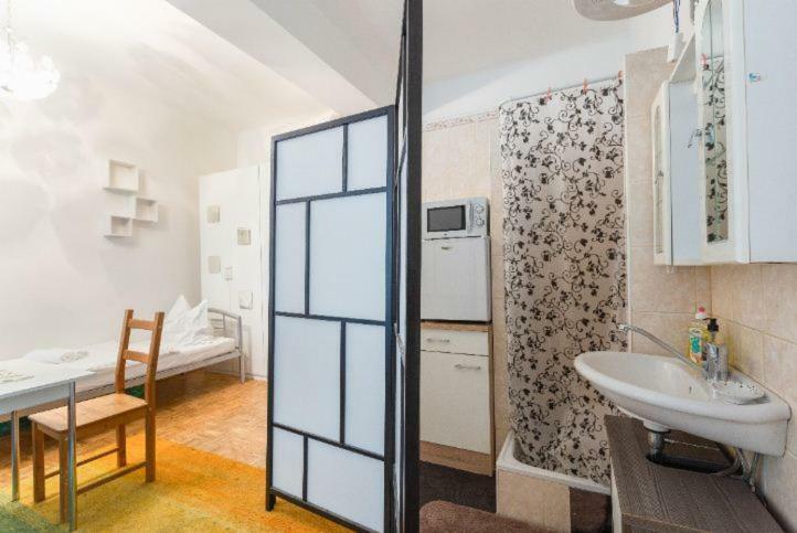 Contactless Check-in Located Netflix&nespresso Homestay Vienna