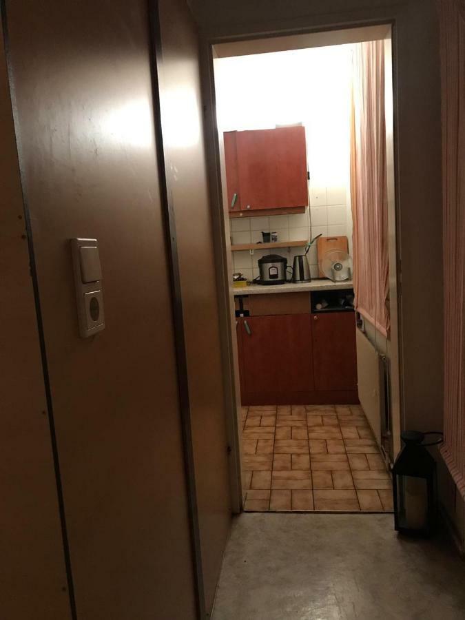 City Center Private With Shared Bathroom.