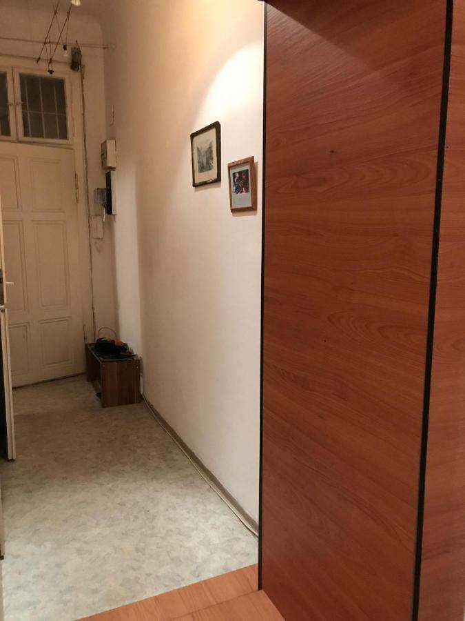 City Center Private With Shared Bathroom. * Vienna