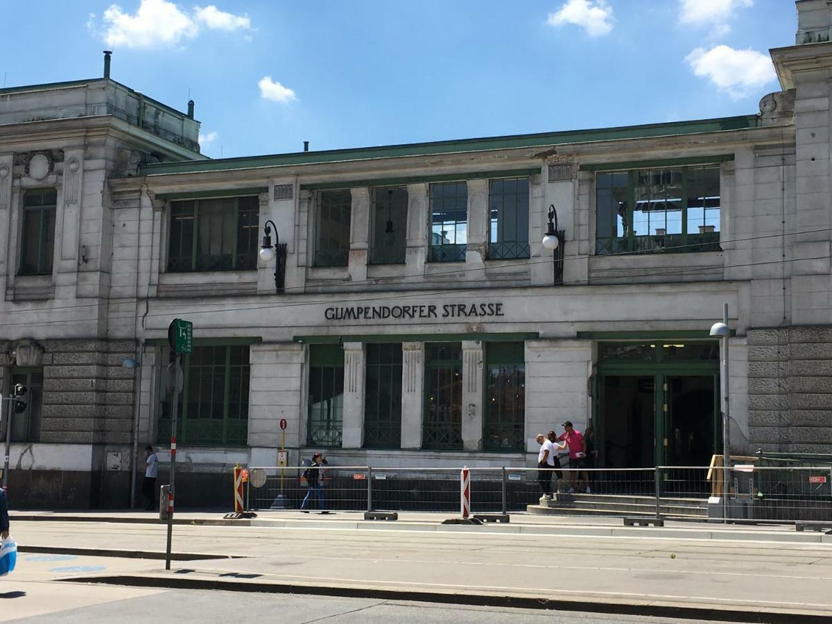 Apartment Zentral Direkt An U-bahn Station