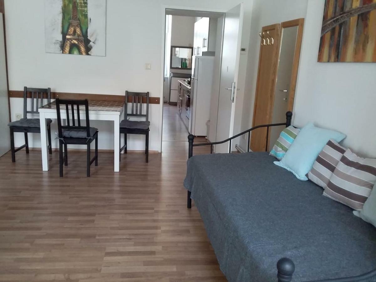 Apartment Alser *