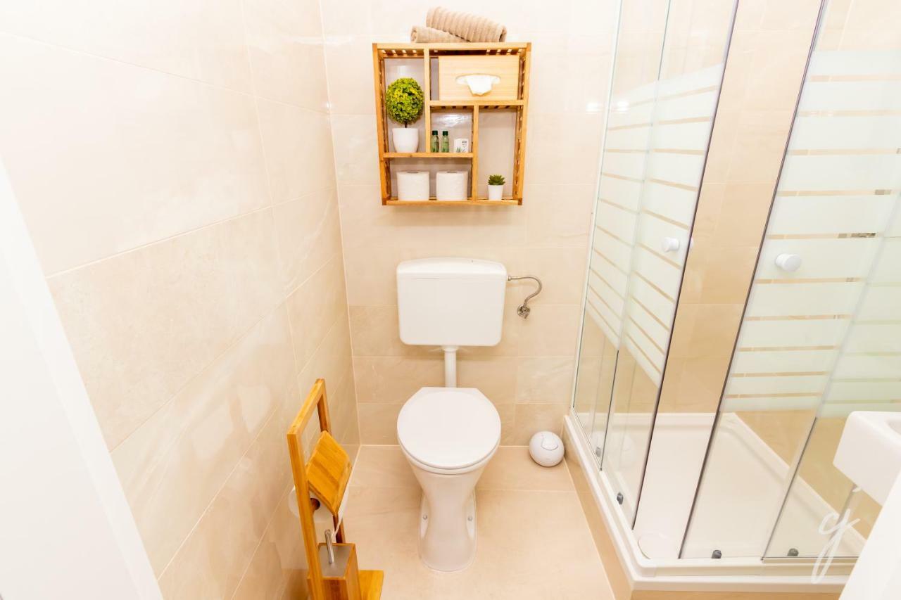 Radiant Premium - Fünfhaus Apartment