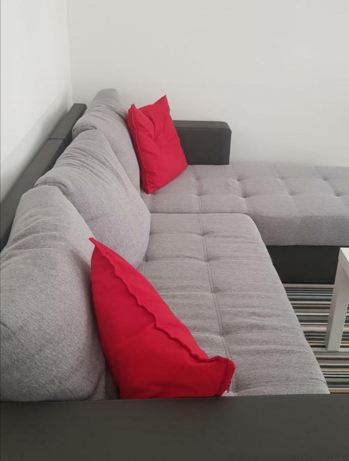 Apartment, Modern Und Neu Renoviert Apartment