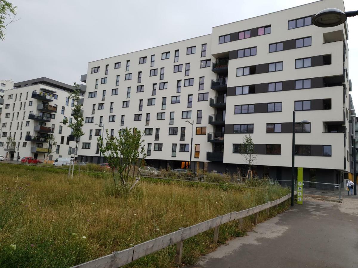 Park Hauptbahnhof 17 *
