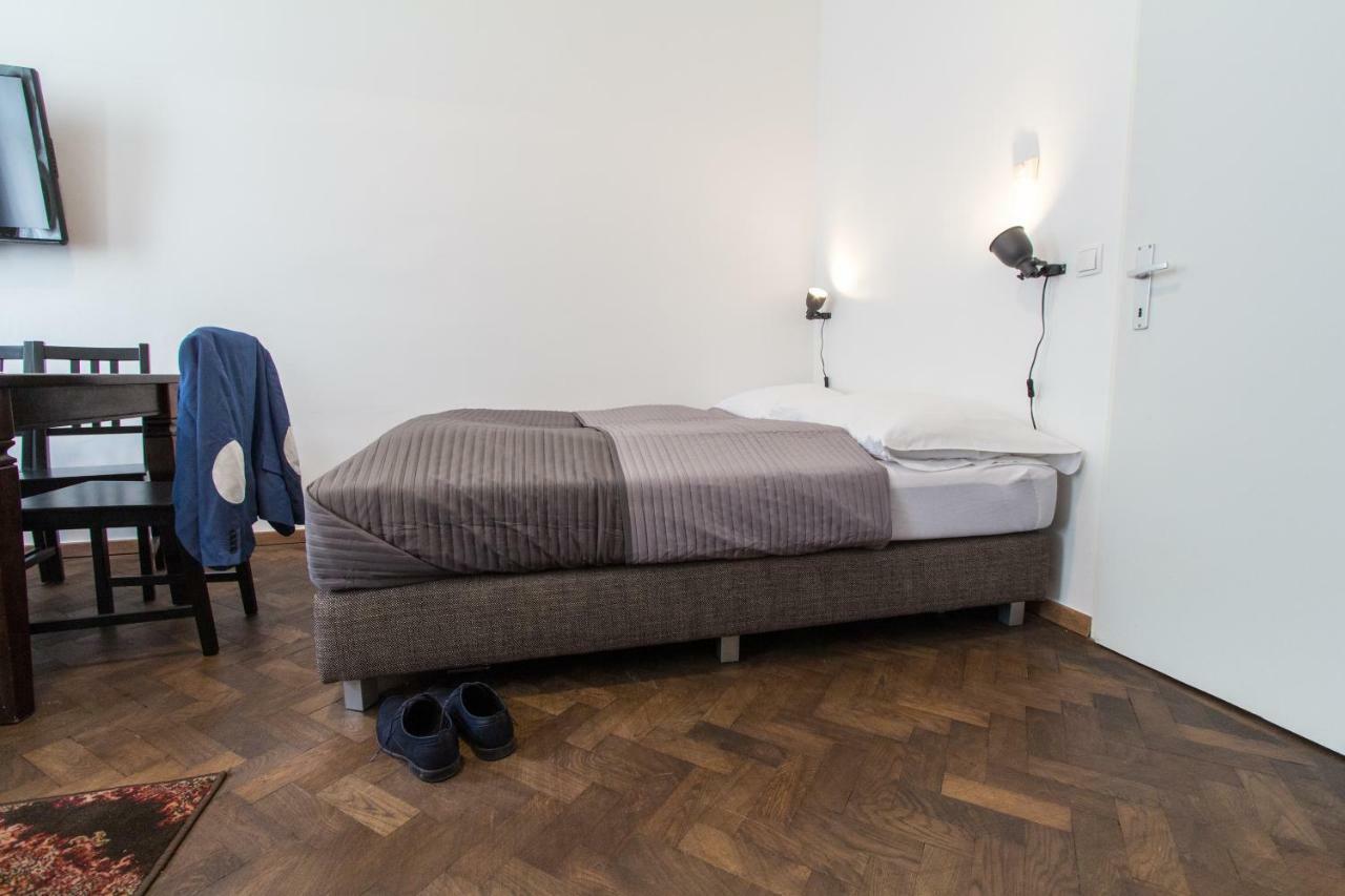 Apartment Design I Contactless Check-in *