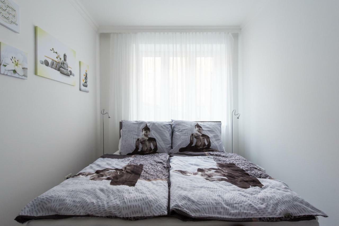 Let It Be U1, U2, U4 Karlsplatz Oper Apartment *