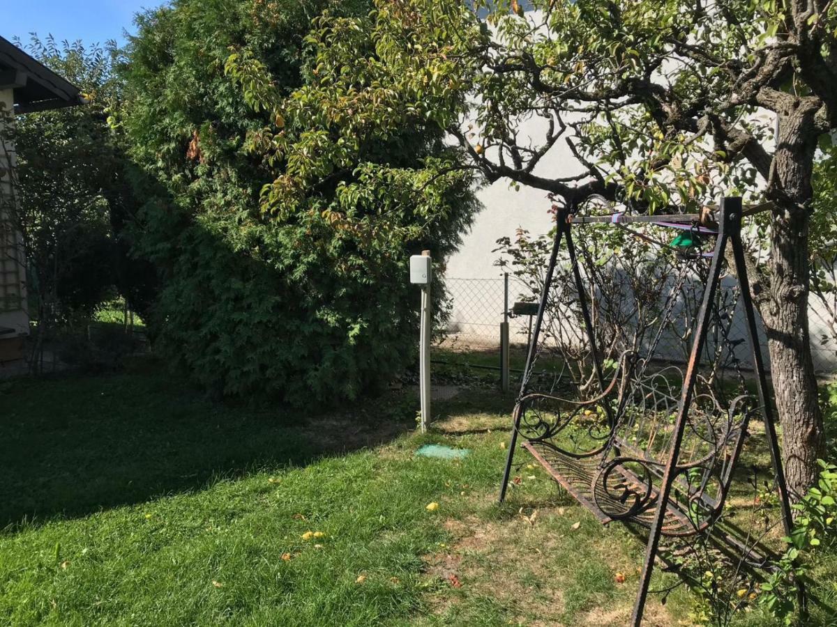 Apartamento Garden House With Parking Lot *