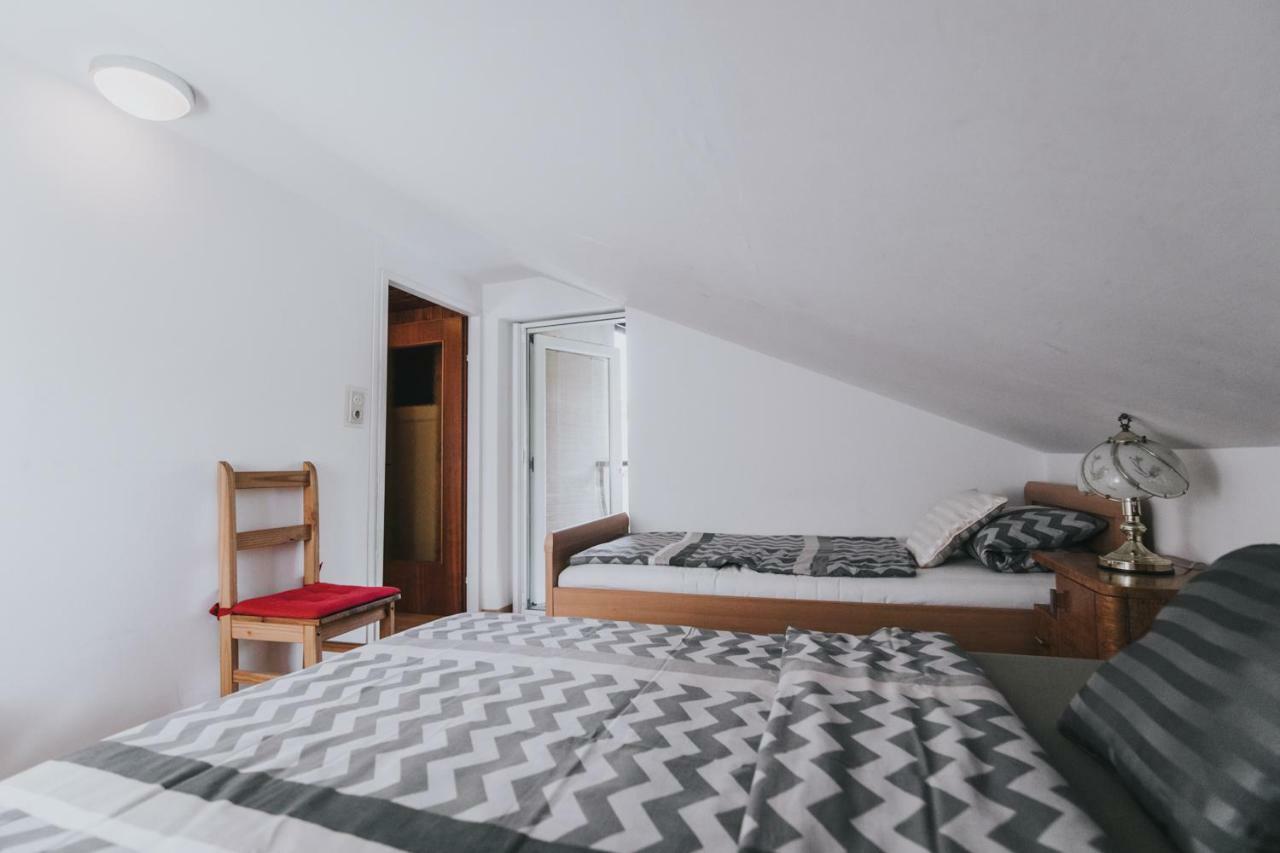 Apartamento Garden House With Parking Lot *