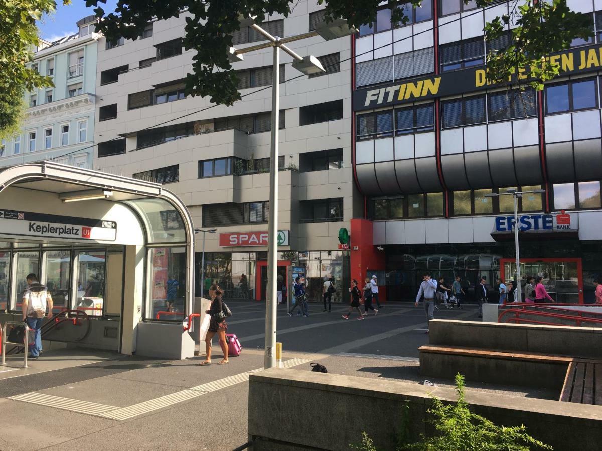Feel The Klimt No1 Near Main Train Station - Hbf