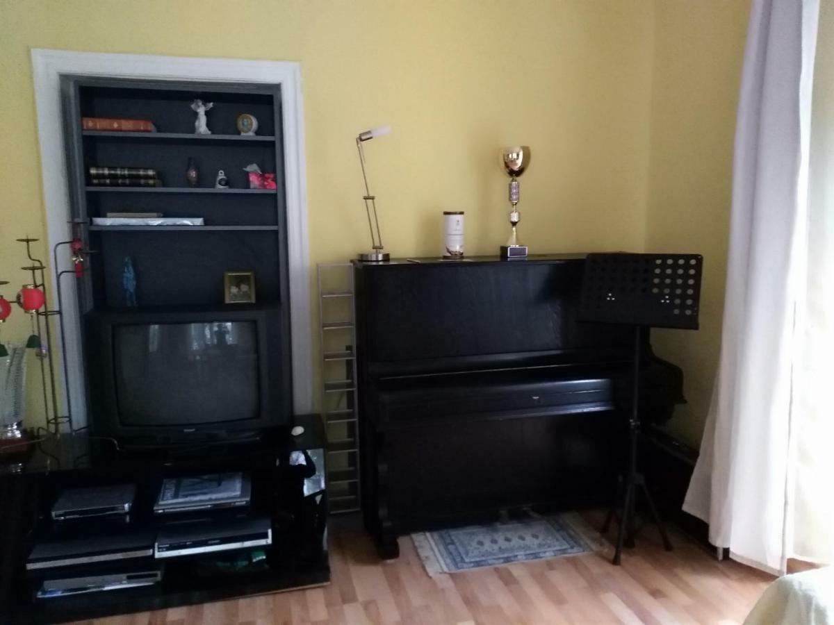 Apartment In *
