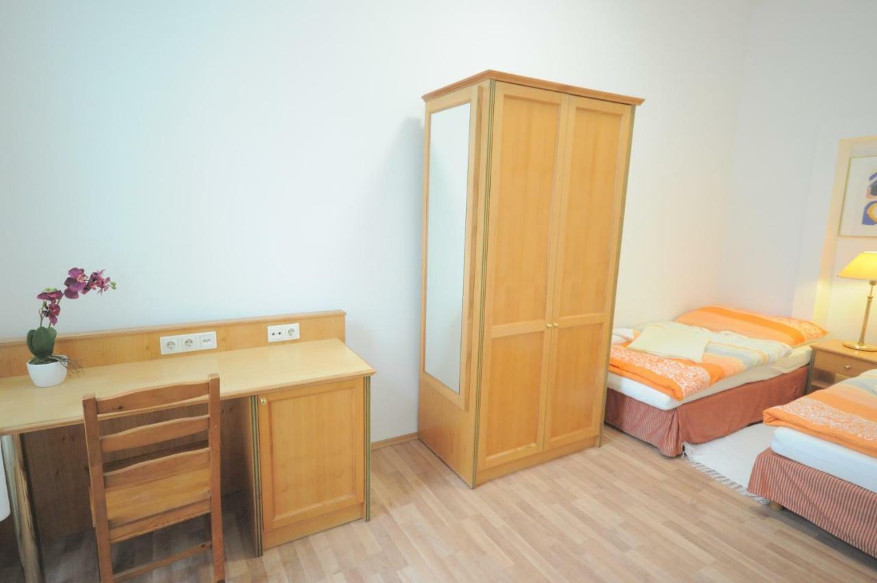 Schloessel 26/18 Apartment