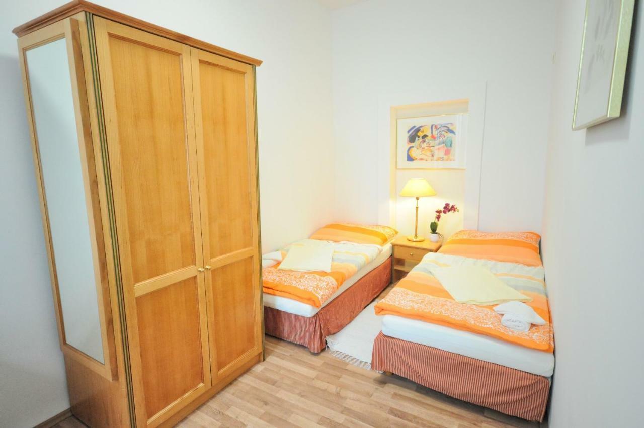 Schloessel 26/18 Apartment