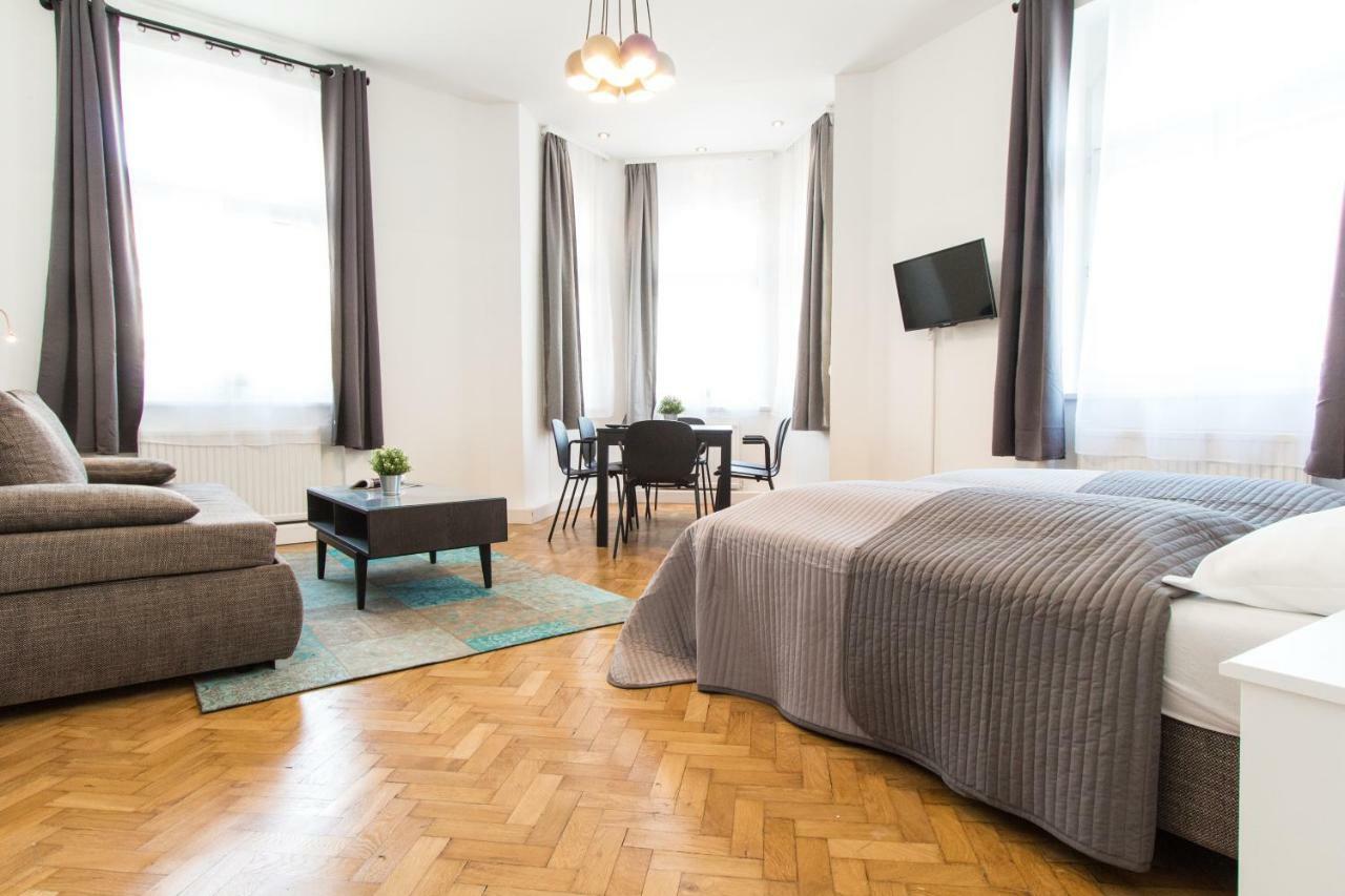 Design I Contactless Check-in Apartment *