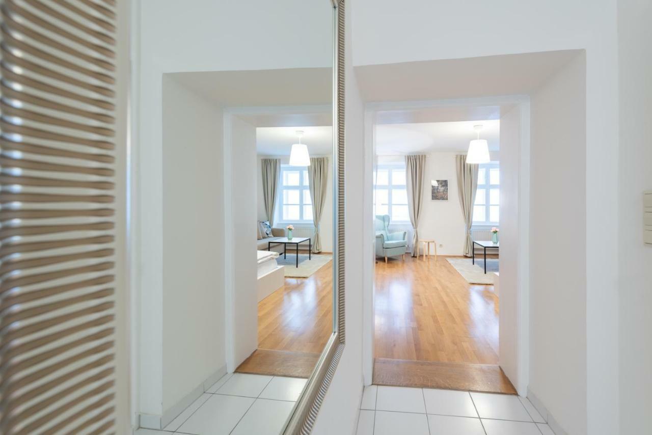 Beautiful City At Famous Ballgasse Apartment Wien