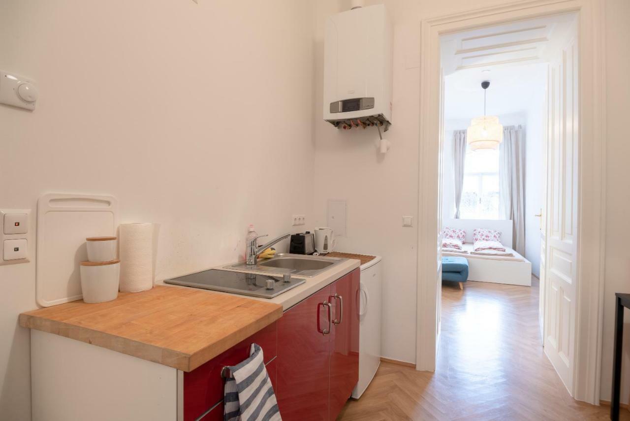 Living - Margareten Apartment Vienna