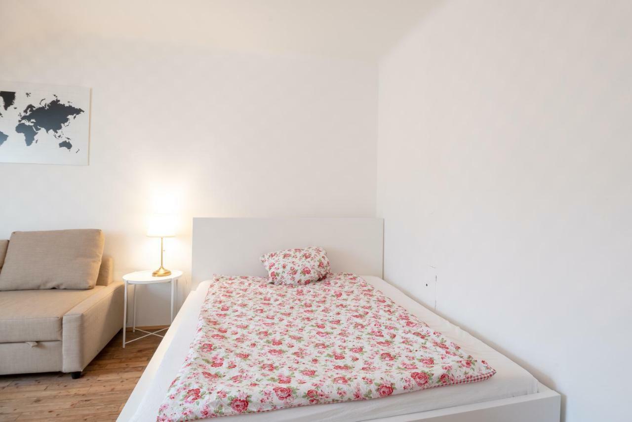 Living - Margareten Apartment