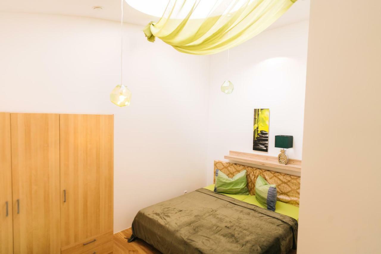 In Hundertwasser Village Apartment *