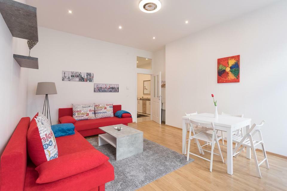 Bright Red Heart In Leopoldstadt Apartment Vienna