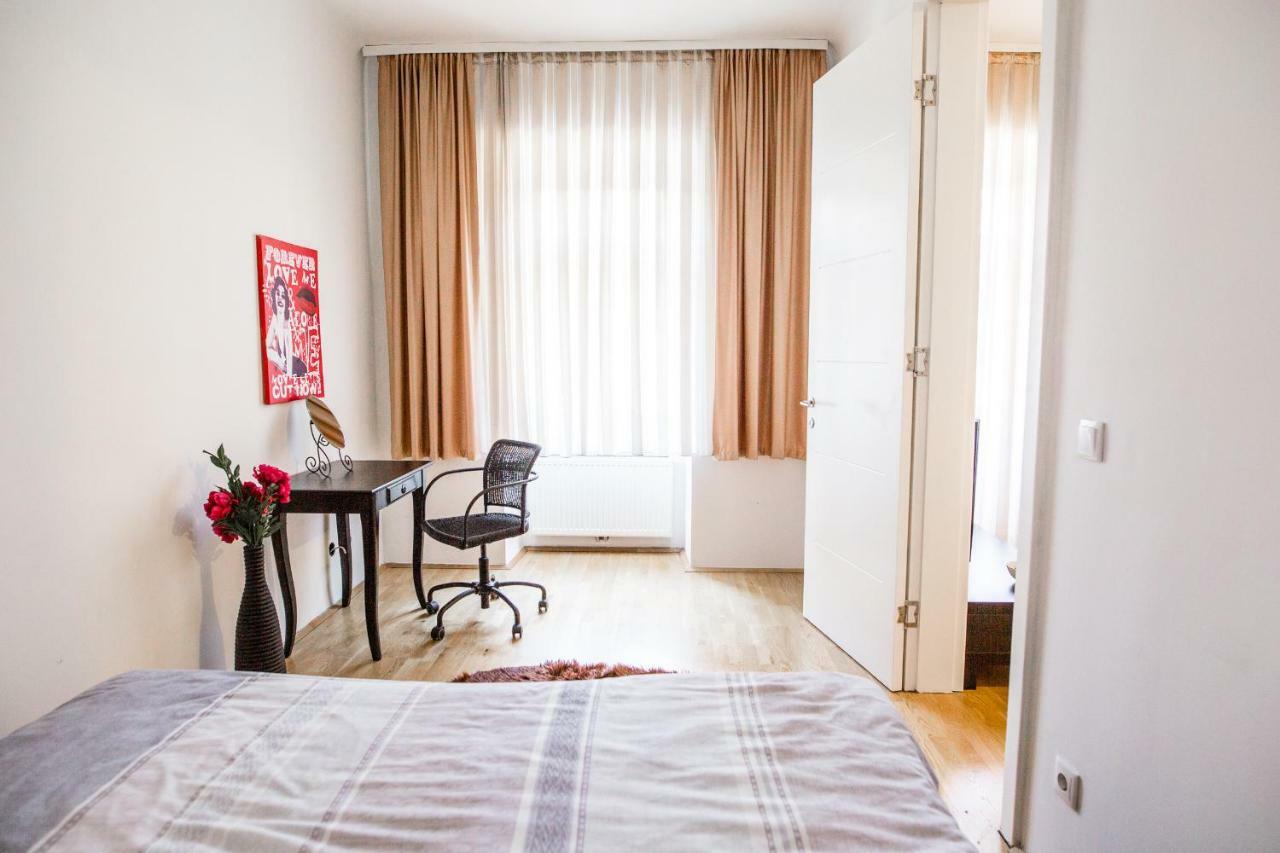 Flarent Apartments-wg *