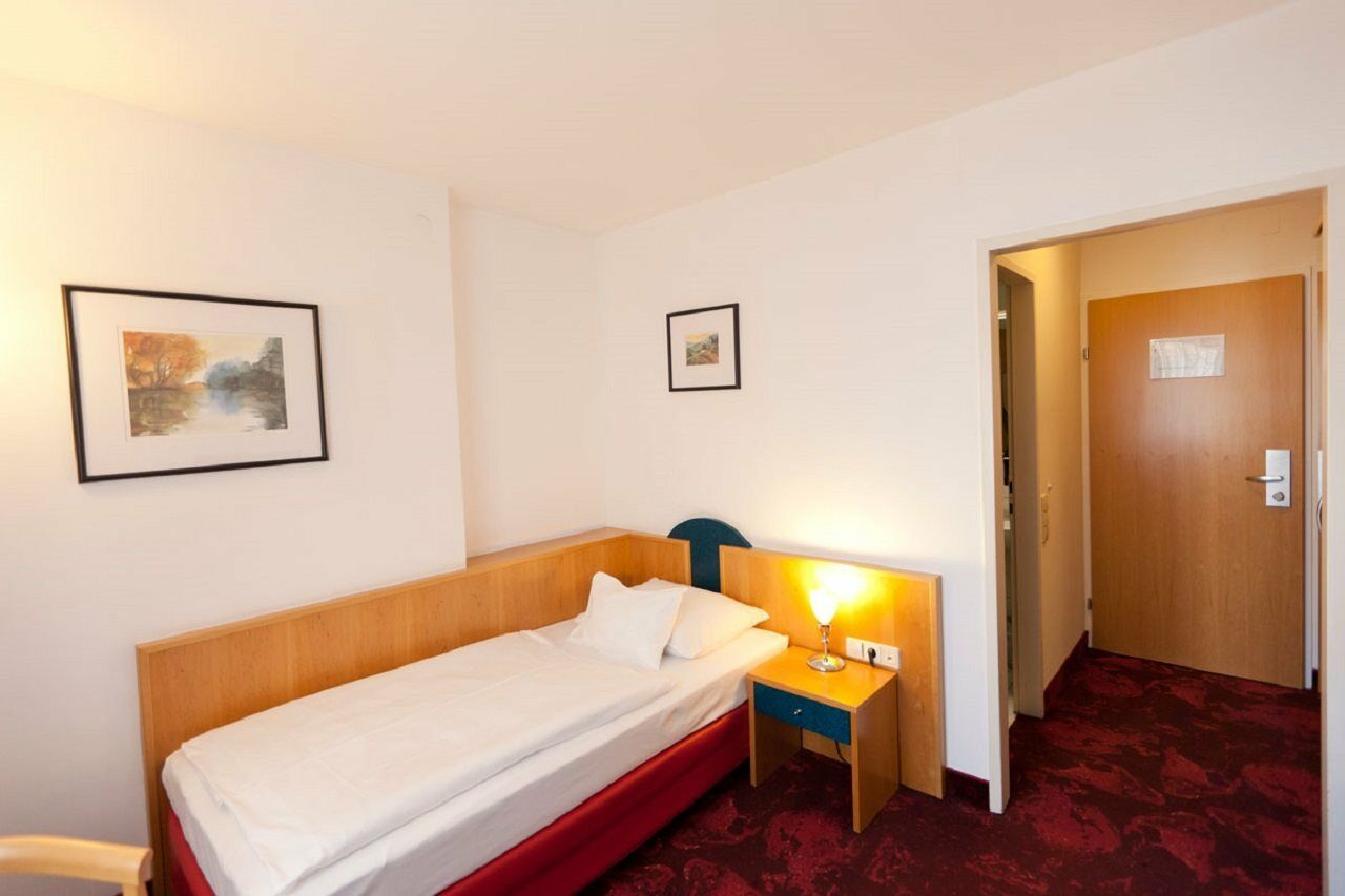 Hotel Boltzmann