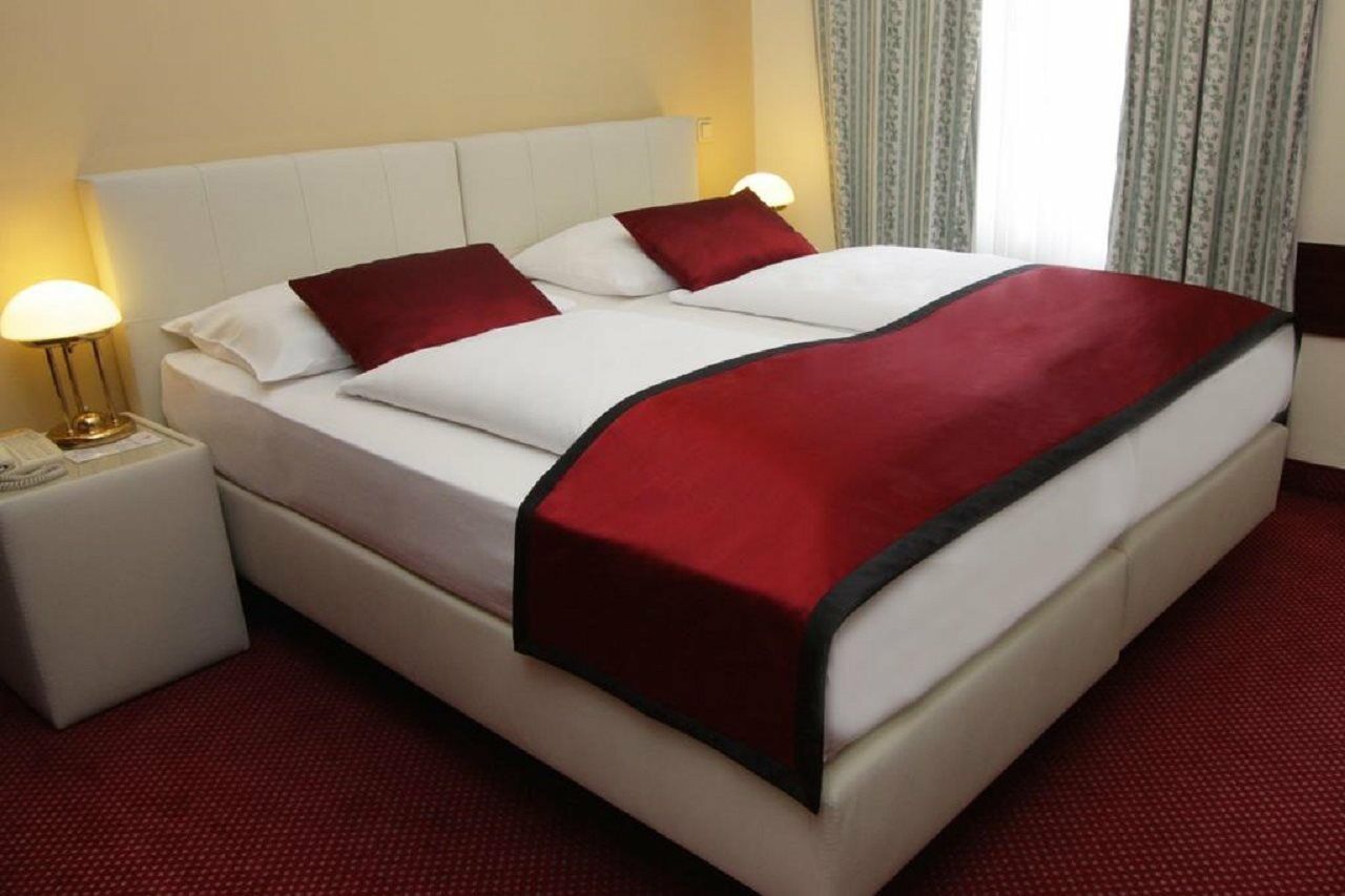 Hotel Theaterhotel &