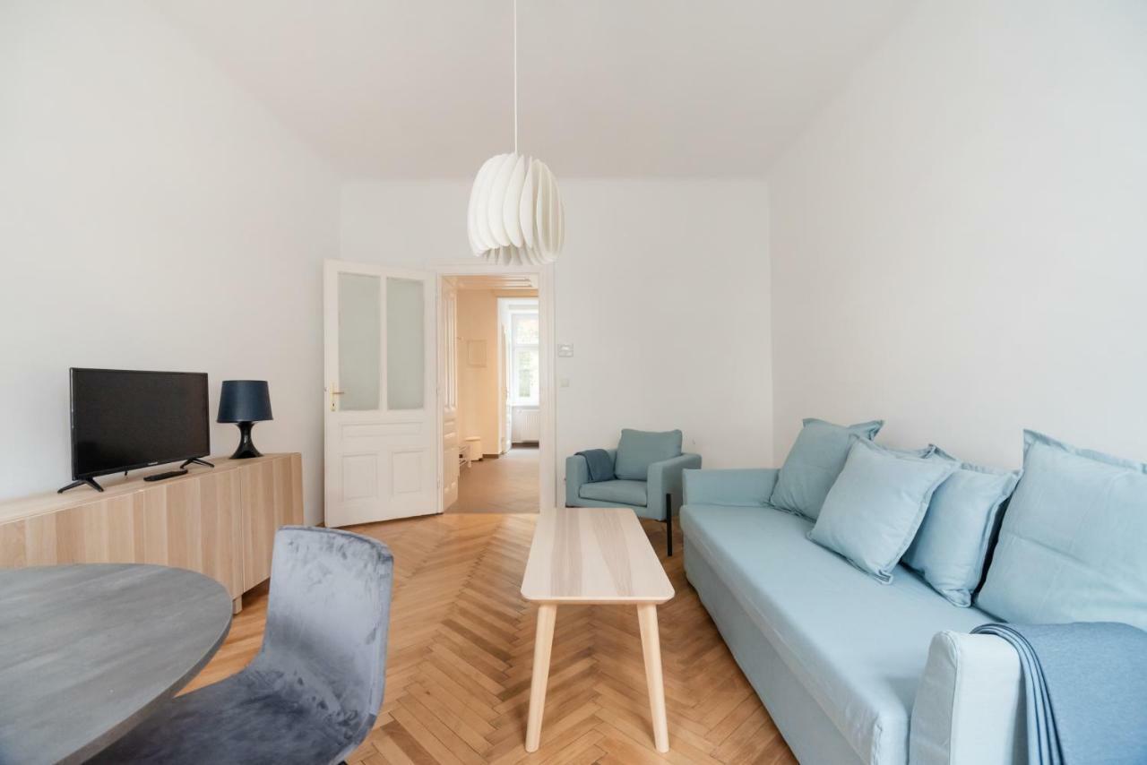 Universum 2 Apartment Vienna