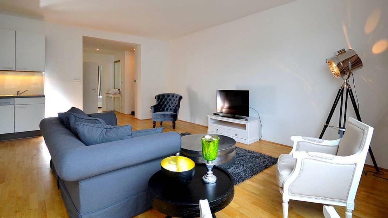 Residence, Naschmarkt - Karlsplatz