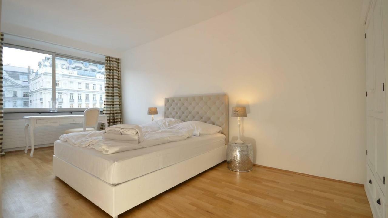 Residence, Naschmarkt - Karlsplatz * Vienna