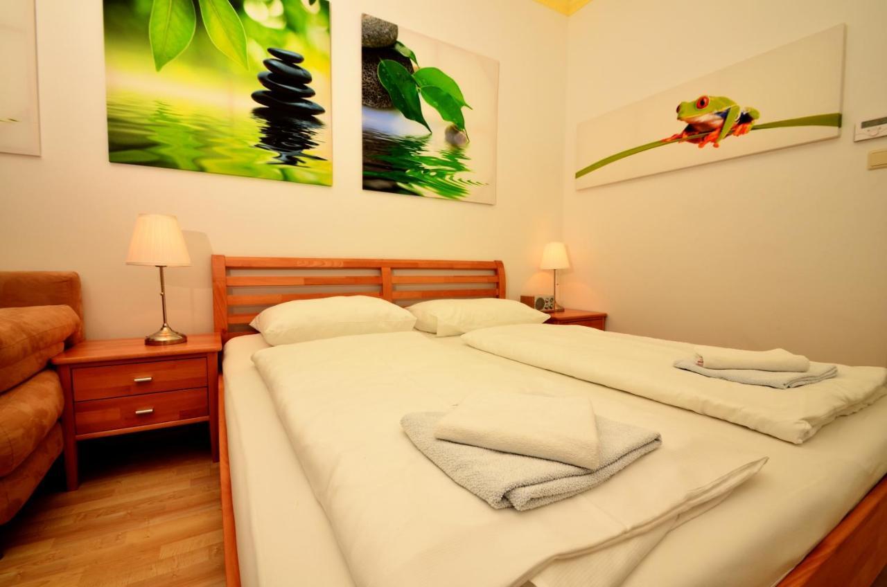 Aparthotel Ajo Messe - Contactless Check In 3*