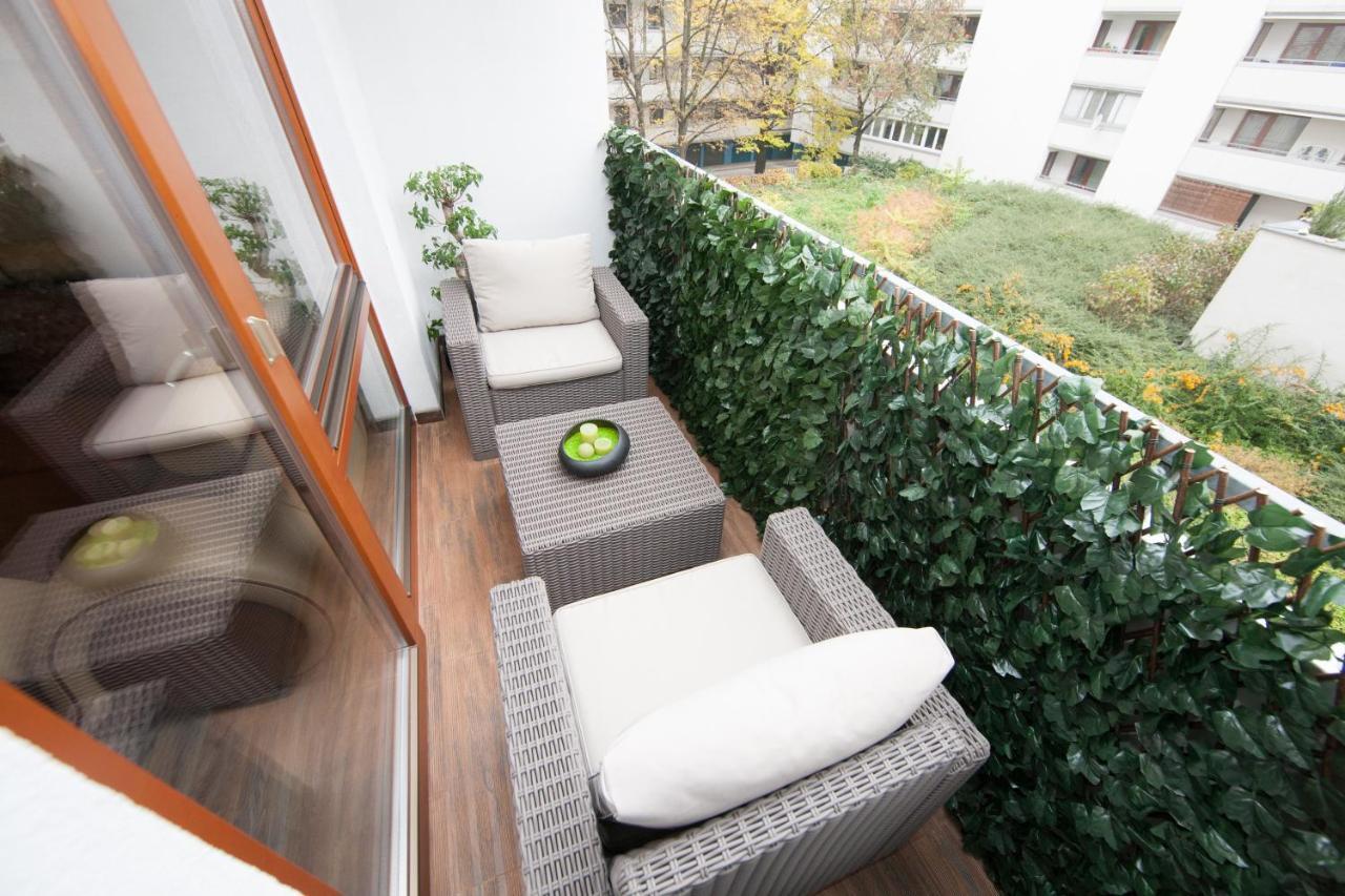 Deluxe Apartment *