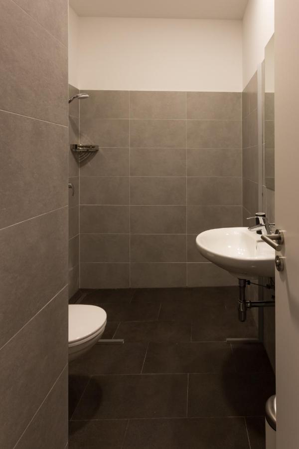 Apartment Debo Naehe Westbahnhof - Contactless Check In